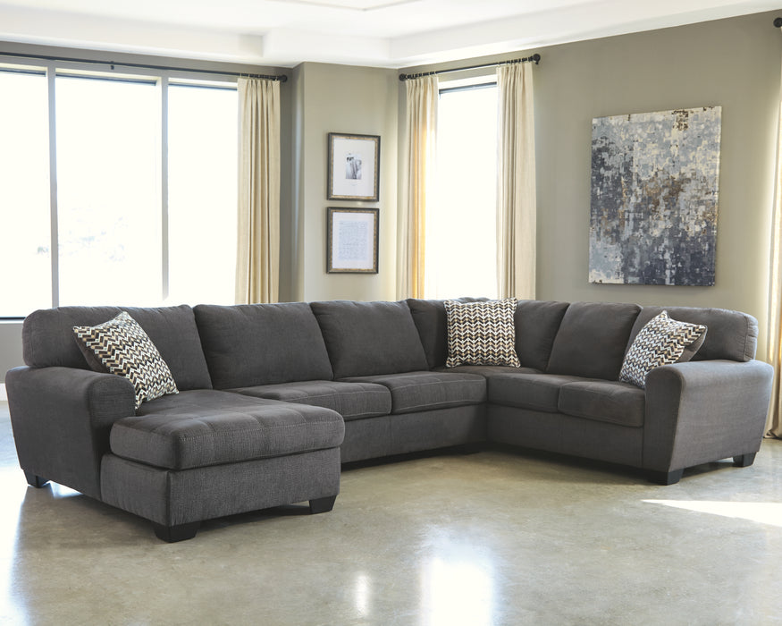 Sorenton Benchcraft 3-Piece Sectional with Chaise