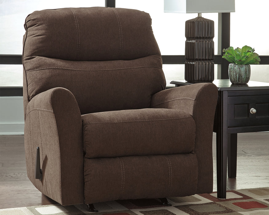 Maier Benchcraft Recliner