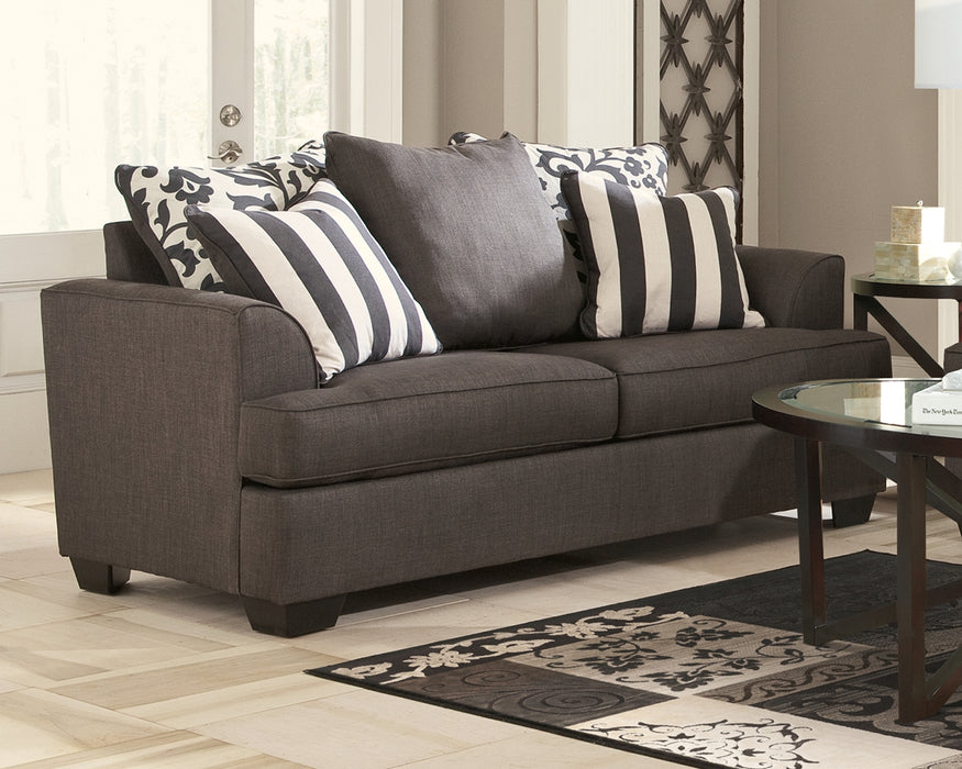 Levon Signature Design by Ashley Loveseat