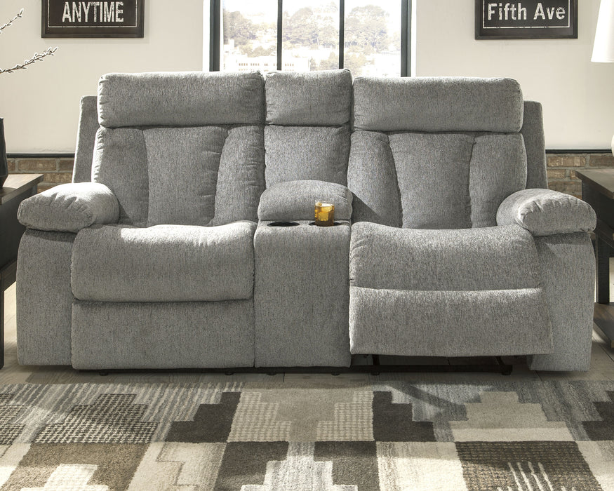 Mitchiner Signature Design by Ashley Loveseat