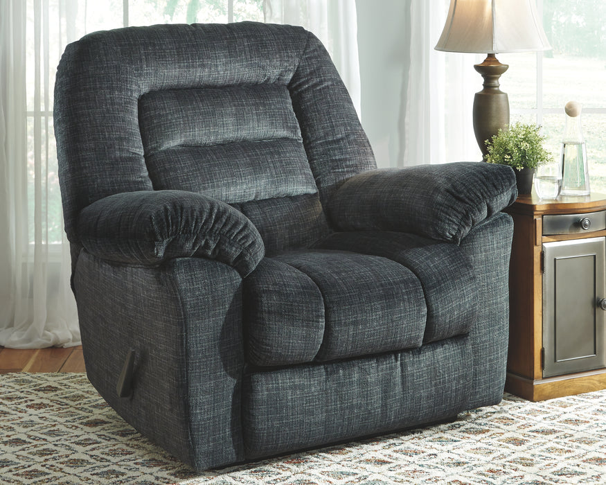 Hengen Signature Design by Ashley Recliner