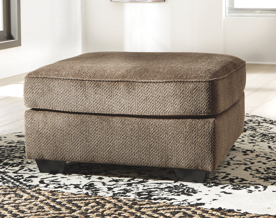 Graftin Benchcraft Ottoman