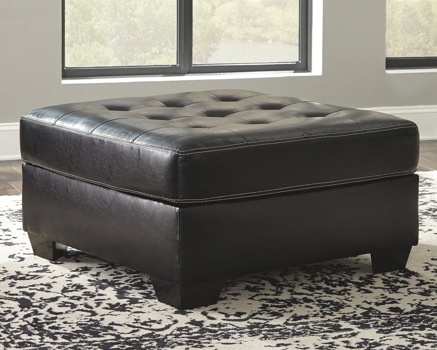 Jacurso Signature Design by Ashley Ottoman