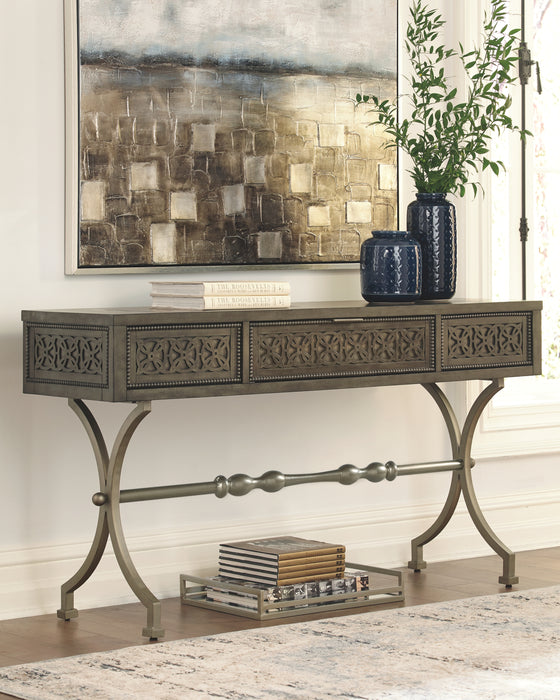 Quinnland Signature Design by Ashley Sofa Table