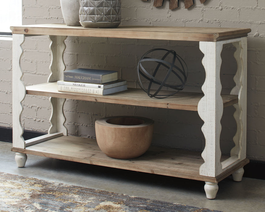 Alwyndale Signature Design by Ashley Sofa Table