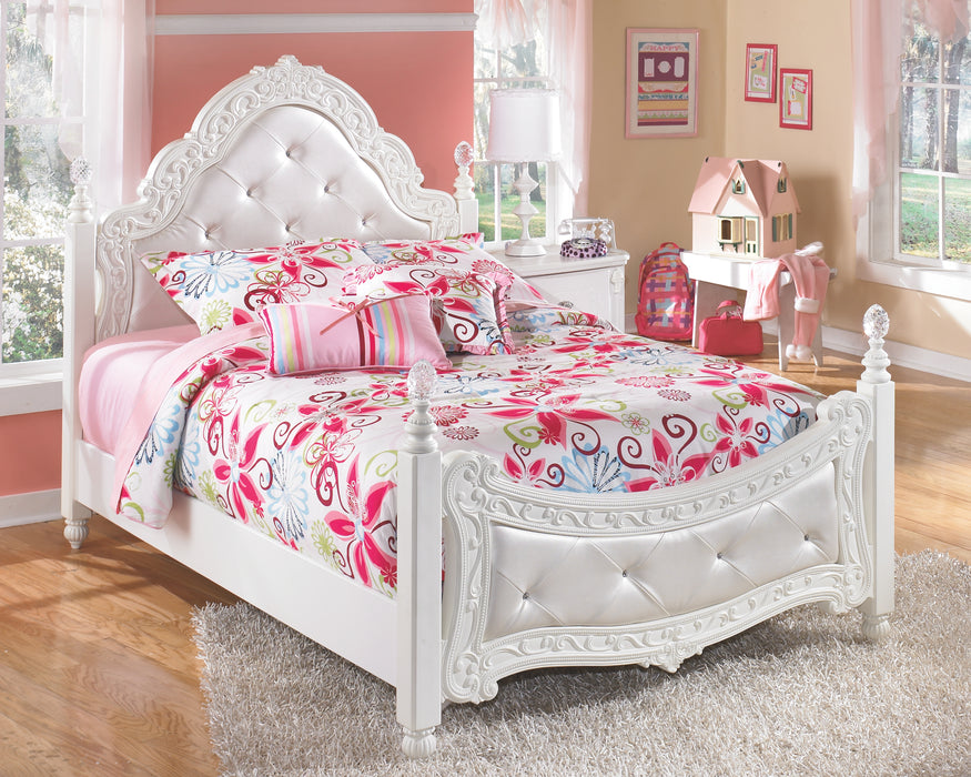 Exquisite Signature Design by Ashley Bed