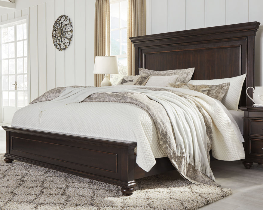 Brynhurst Signature Design by Ashley Bed