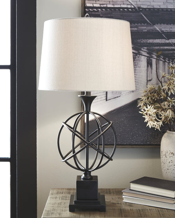 Camren Signature Design by Ashley Table Lamp