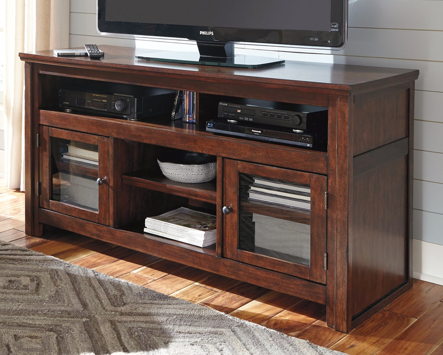 Harpan Signature Design by Ashley TV Stand