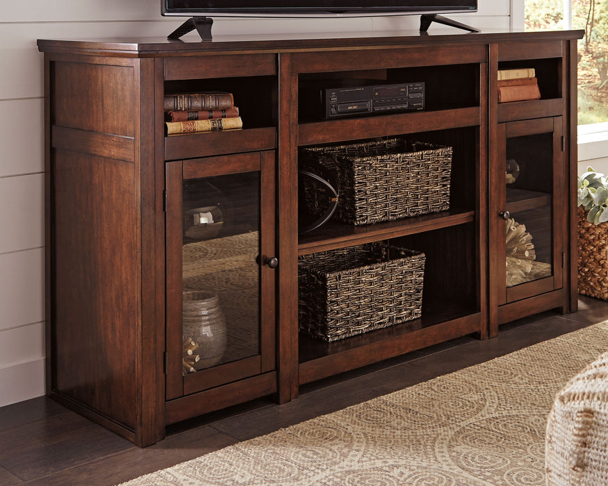 Harpan Signature Design by Ashley TV Stand